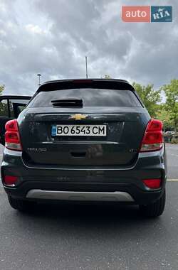 Внедорожник / Кроссовер Chevrolet Trax 2018 в 