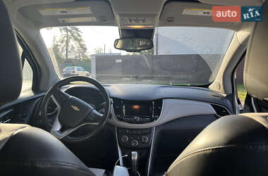 Внедорожник / Кроссовер Chevrolet Trax 2018 в 
