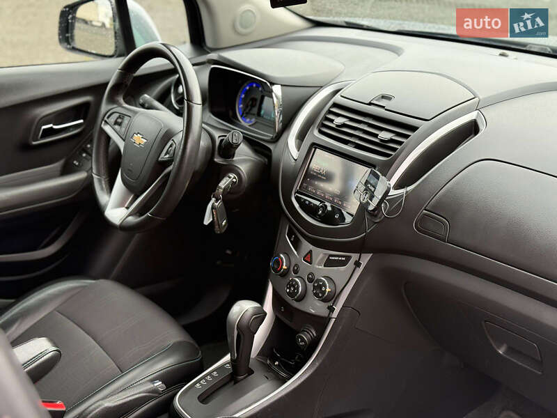 Внедорожник / Кроссовер Chevrolet Trax 2013 в Луцке