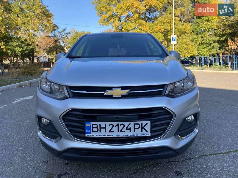 Внедорожник / Кроссовер Chevrolet Trax 2018 в Николаеве