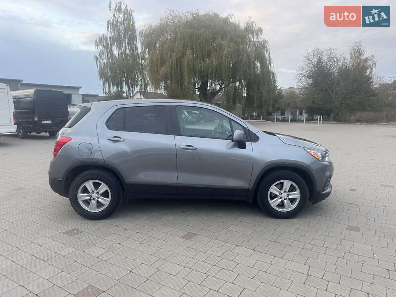 Позашляховик / Кросовер Chevrolet Trax 2020 в Володимирі фото 9 Позашляховик / Кросовер Chevrolet Trax 2020 в Володимирі