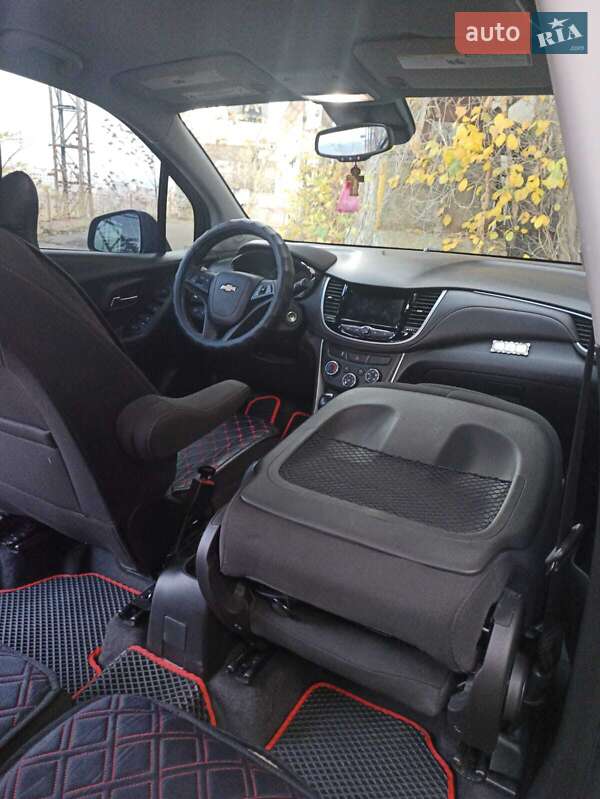 Внедорожник / Кроссовер Chevrolet Trax 2019 в Николаеве