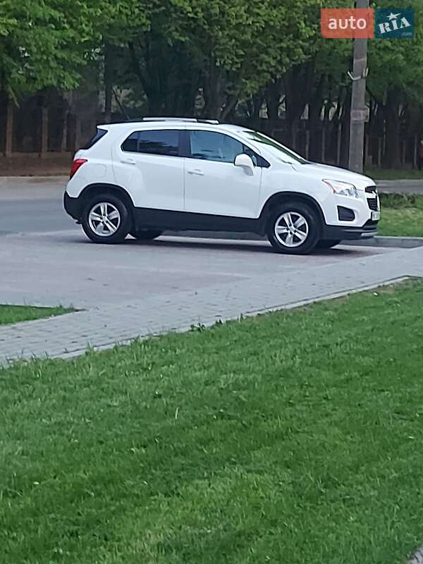 Позашляховик / Кросовер Chevrolet Trax 2016 в Львові