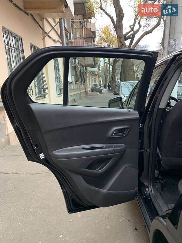 Позашляховик / Кросовер Chevrolet Trax 2017 в Одесі