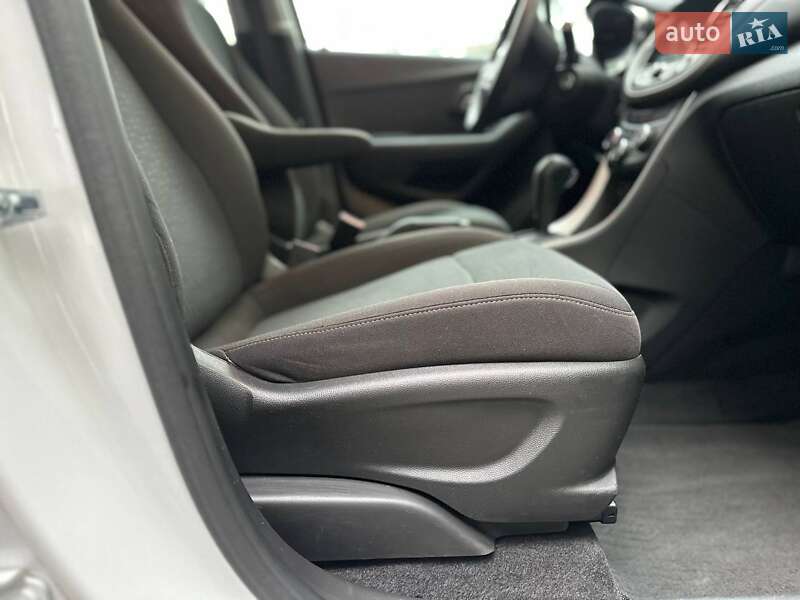 Внедорожник / Кроссовер Chevrolet Trax 2017 в Киеве фото 13 Внедорожник / Кроссовер Chevrolet Trax 2017 в Киеве