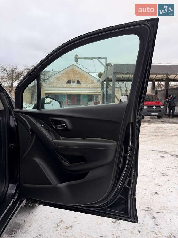 Внедорожник / Кроссовер Chevrolet Trax 2016 в Лубнах