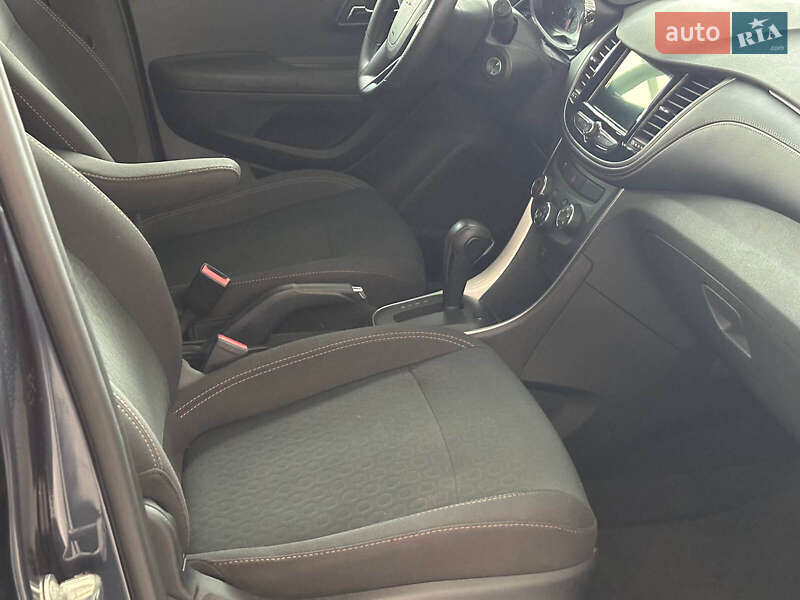 Внедорожник / Кроссовер Chevrolet Trax 2017 в Одессе