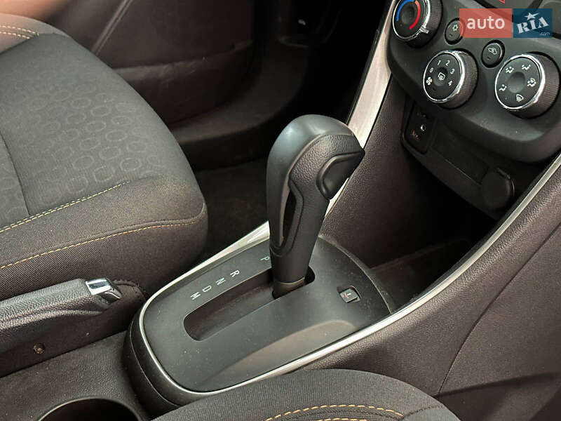 Внедорожник / Кроссовер Chevrolet Trax 2017 в Одессе