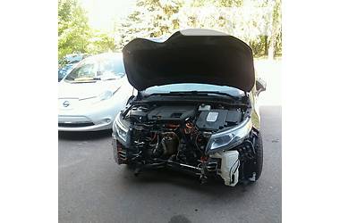 Хэтчбек Chevrolet Volt 2014 в Полтаве