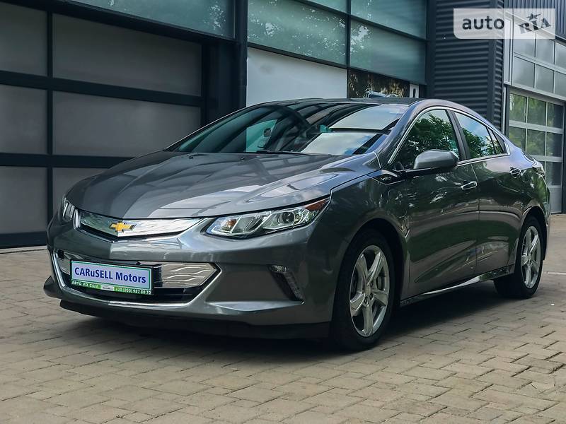 Лифтбек Chevrolet Volt 2016 в Киеве