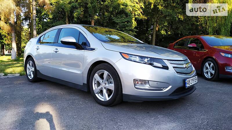 Хэтчбек Chevrolet Volt 2013 в Виннице