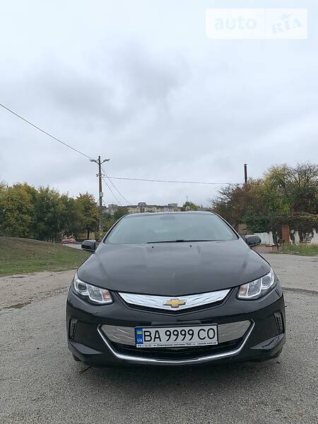 Седан Chevrolet Volt 2016 в Кропивницком