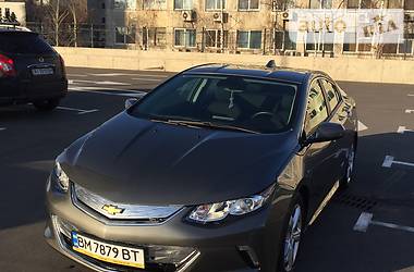 Хэтчбек Chevrolet Volt 2017 в Киеве