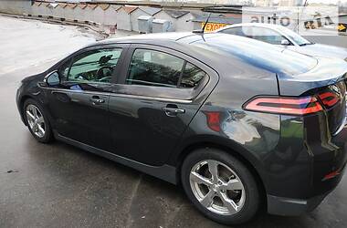 Ліфтбек Chevrolet Volt 2014 в 