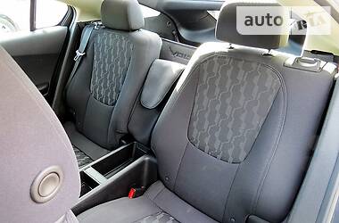Седан Chevrolet Volt 2013 в 