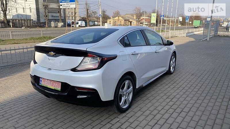 Хетчбек Chevrolet Volt 2018 в Києві