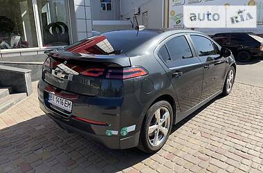 Хэтчбек Chevrolet Volt 2015 в Полтаве