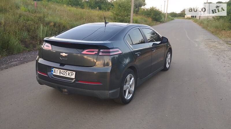 Хэтчбек Chevrolet Volt 2012 в Киеве