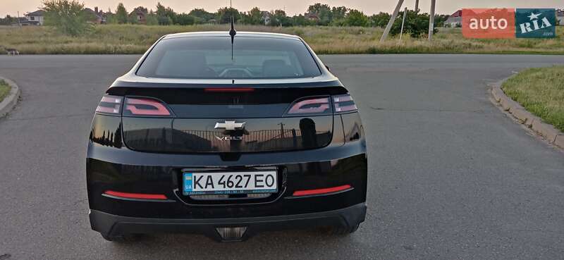 Лифтбек Chevrolet Volt 2013 в Киеве