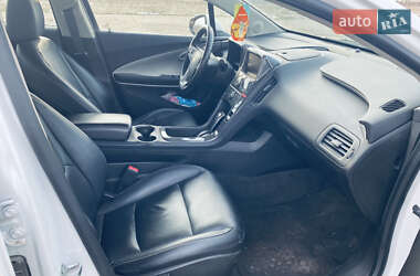 Лифтбек Chevrolet Volt 2015 в Кролевце