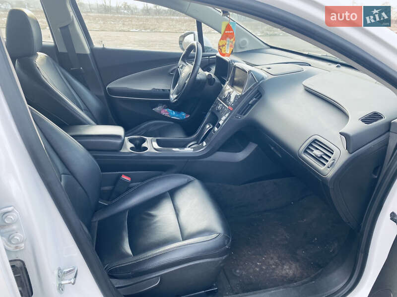 Ліфтбек Chevrolet Volt 2015 в Кролевці фото 16 Ліфтбек Chevrolet Volt 2015 в Кролевці