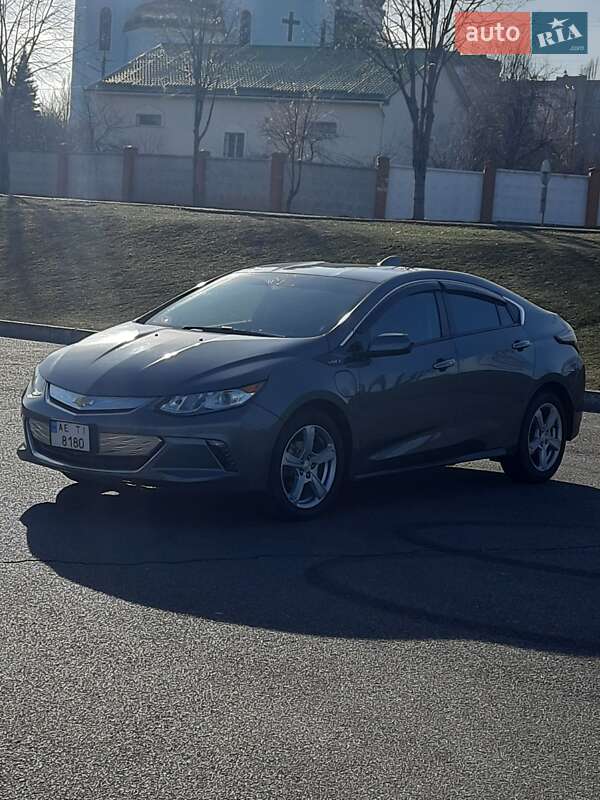 Хэтчбек Chevrolet Volt 2016 в Краковце