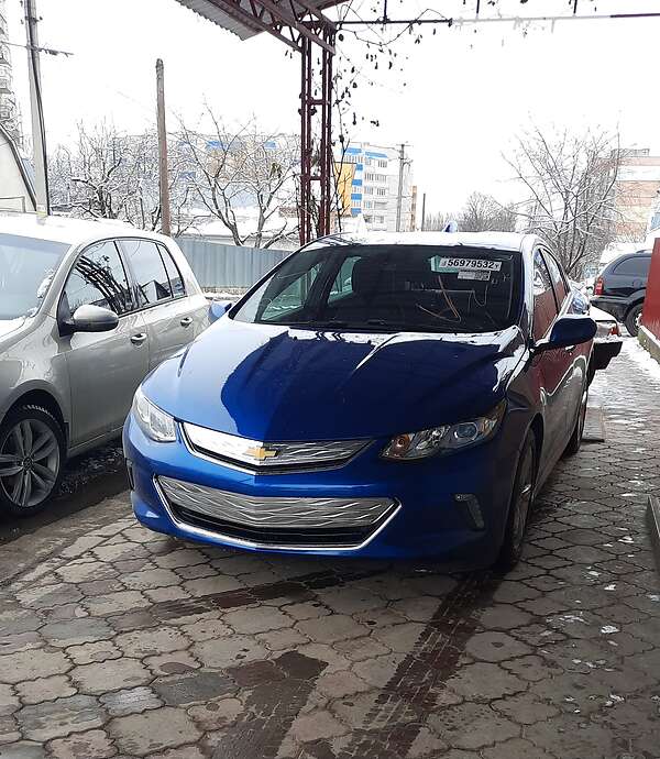 Хэтчбек Chevrolet Volt 2016 в Хмельницком