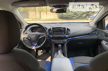 Хэтчбек Chevrolet Volt 2016 в 