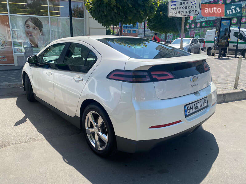 Хэтчбек Chevrolet Volt 2012 в Одессе фото 7 Хэтчбек Chevrolet Volt 2012 в Одессе