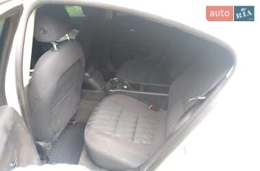 Хэтчбек Chevrolet Volt 2013 в Кропивницком