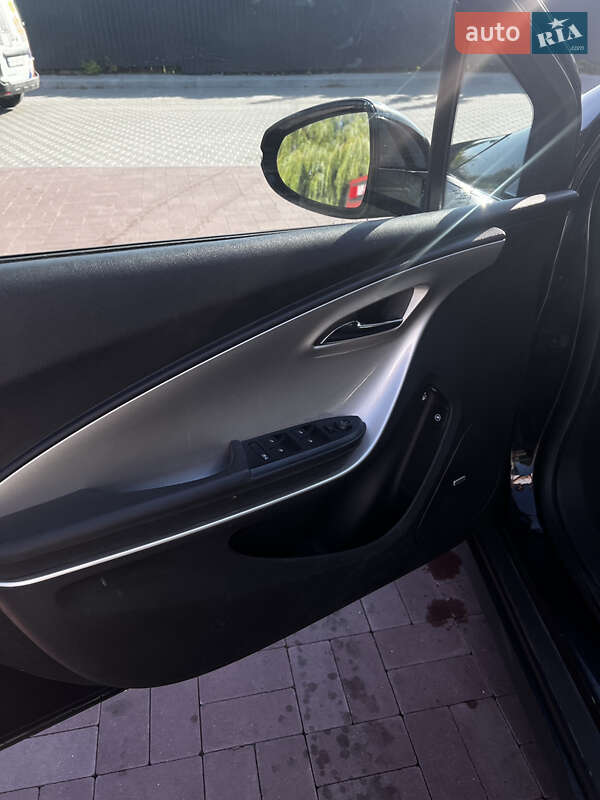 Хетчбек Chevrolet Volt 2012 в Рівному