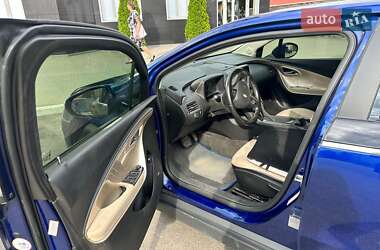 Хэтчбек Chevrolet Volt 2012 в Киеве