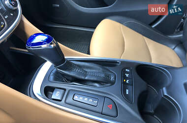 Хэтчбек Chevrolet Volt 2015 в Киеве
