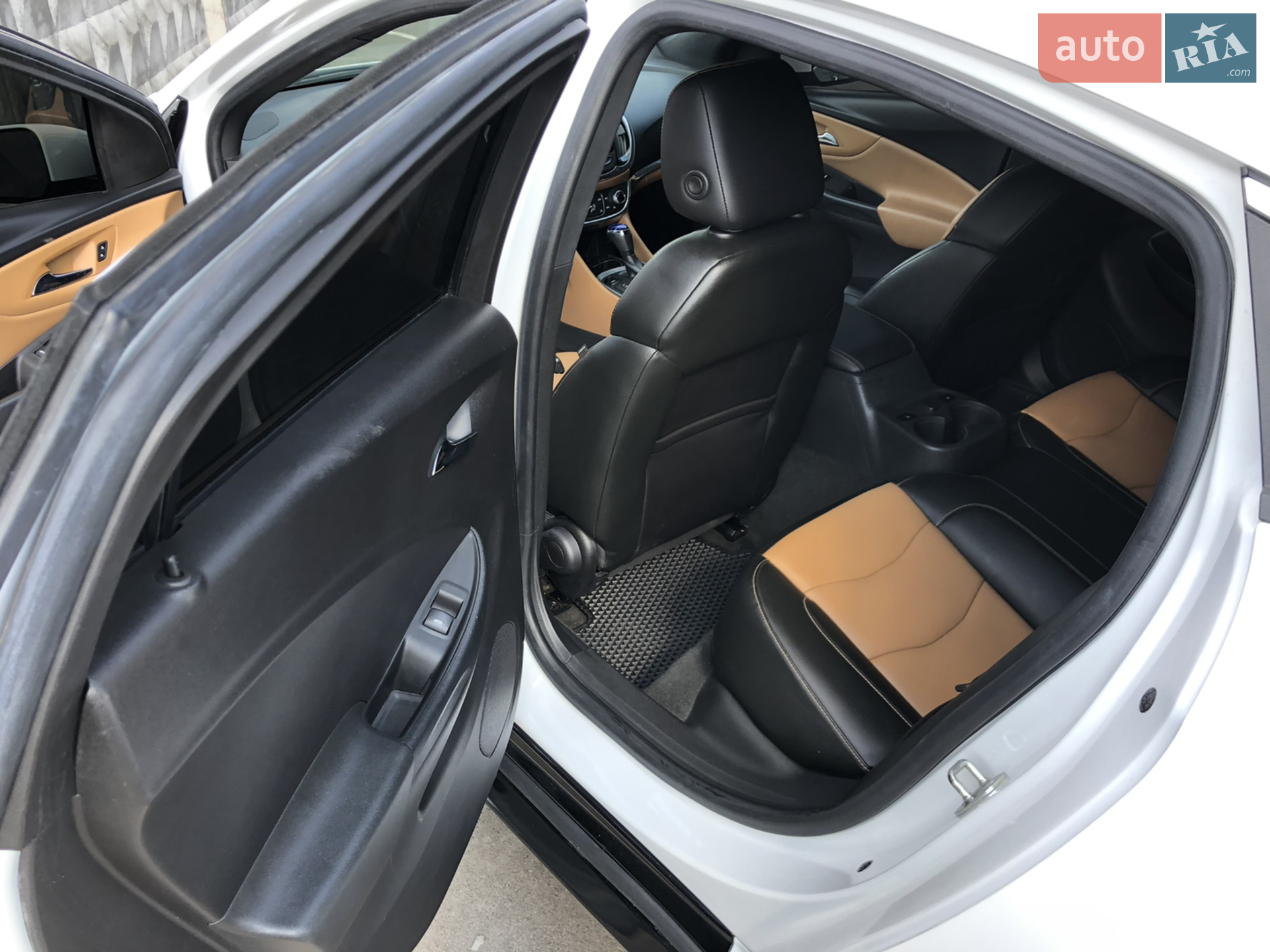 2015 Chevrolet Volt - мініатюра 13