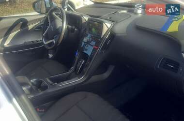Хэтчбек Chevrolet Volt 2014 в 