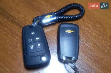 Хэтчбек Chevrolet Volt 2014 в 