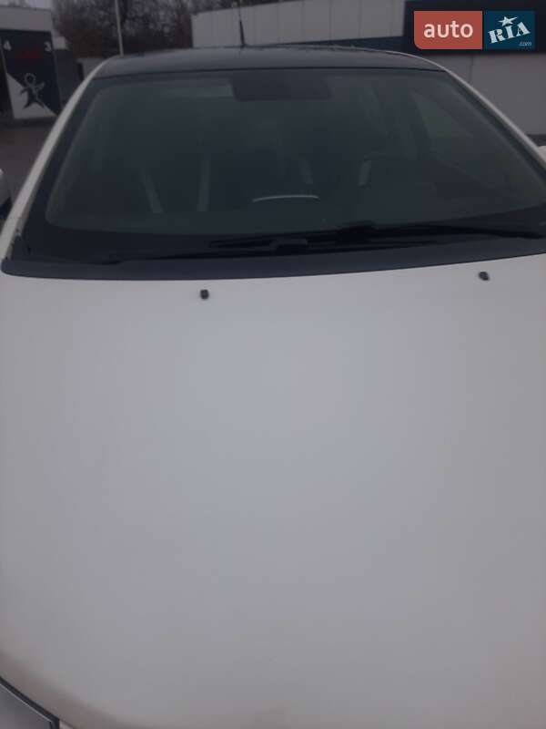 Хэтчбек Chevrolet Volt 2012 в Тернополе фото 13 Хэтчбек Chevrolet Volt 2012 в Тернополе