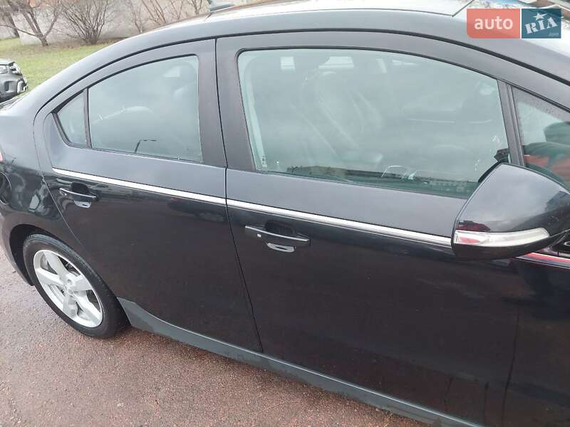 Хэтчбек Chevrolet Volt 2013 в Киеве