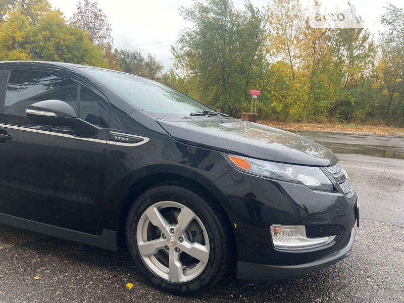 Хэтчбек Chevrolet Volt 2015 в Николаеве