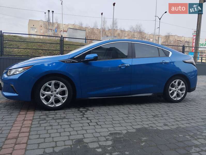Хетчбек Chevrolet Volt 2016 в Тернополі