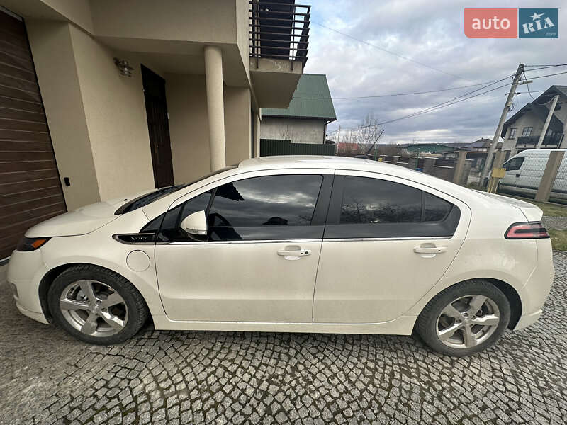 Хетчбек Chevrolet Volt 2012 в Ужгороді