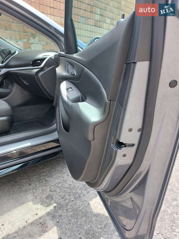 Хетчбек Chevrolet Volt 2017 в Обухові фото 26 Хетчбек Chevrolet Volt 2017 в Обухові