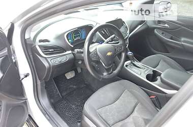 Хэтчбек Chevrolet Volt 2016 в 