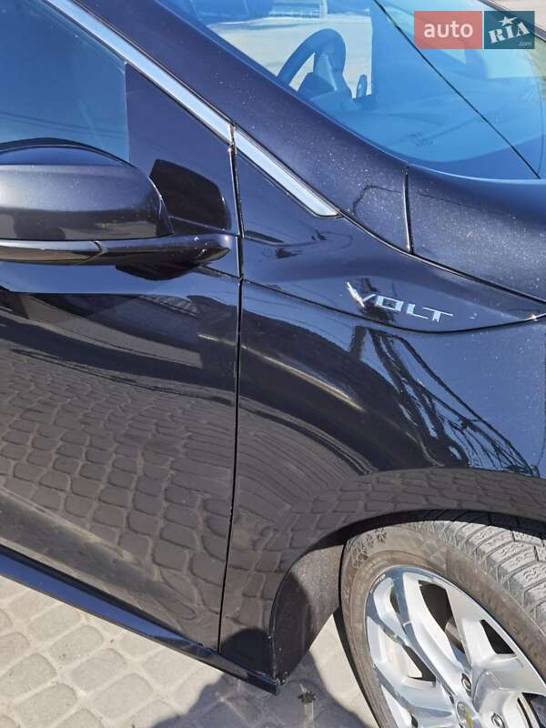 Хетчбек Chevrolet Volt 2016 в Житомирі
