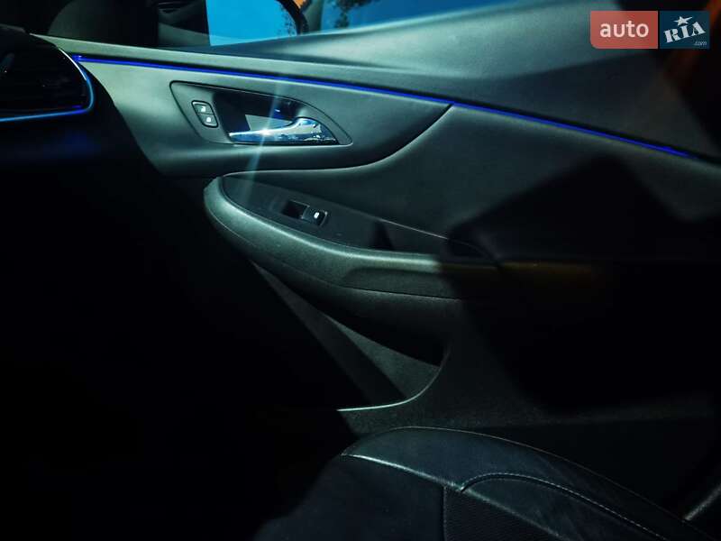 Хетчбек Chevrolet Volt 2016 в Житомирі
