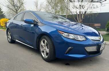 Хэтчбек Chevrolet Volt 2015 в Киеве