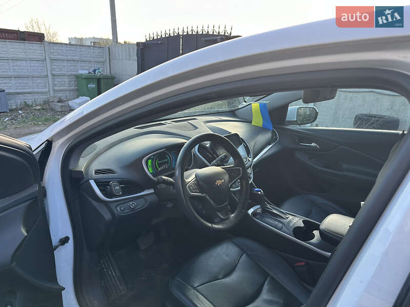 Хэтчбек Chevrolet Volt 2015 в Харькове