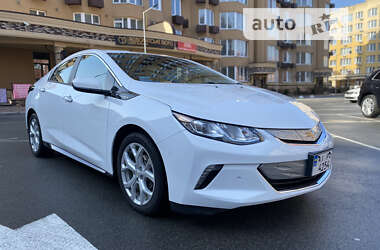 Хэтчбек Chevrolet Volt 2017 в Киеве