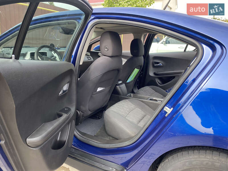 Хэтчбек Chevrolet Volt 2012 в Одессе
