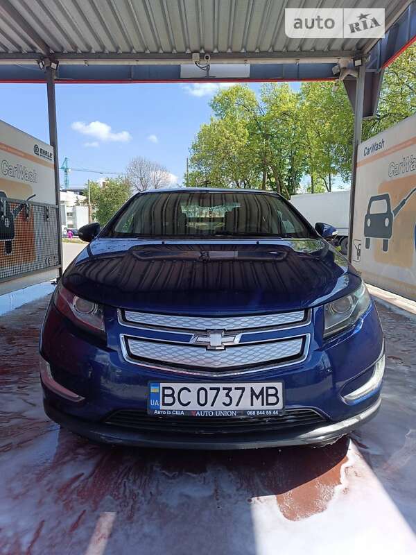Хэтчбек Chevrolet Volt 2012 в Львове